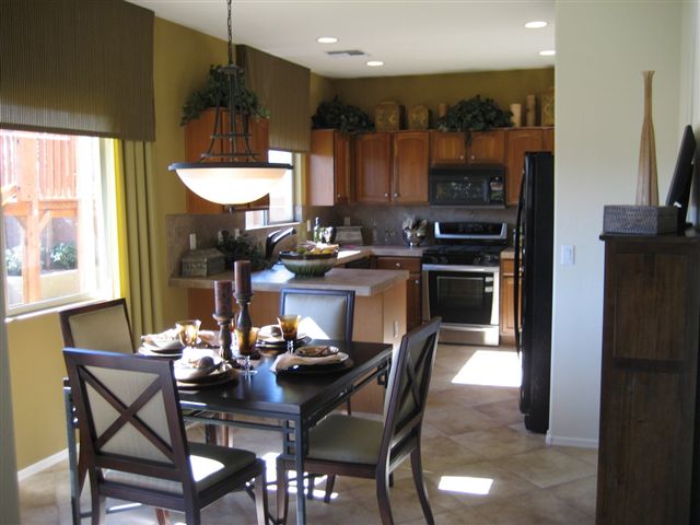 model_house_dining_roomIMG_2036